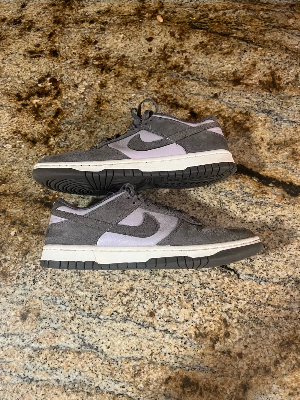Nike Men’s Low-Top Sneakers — Gray and Light Purple Accent